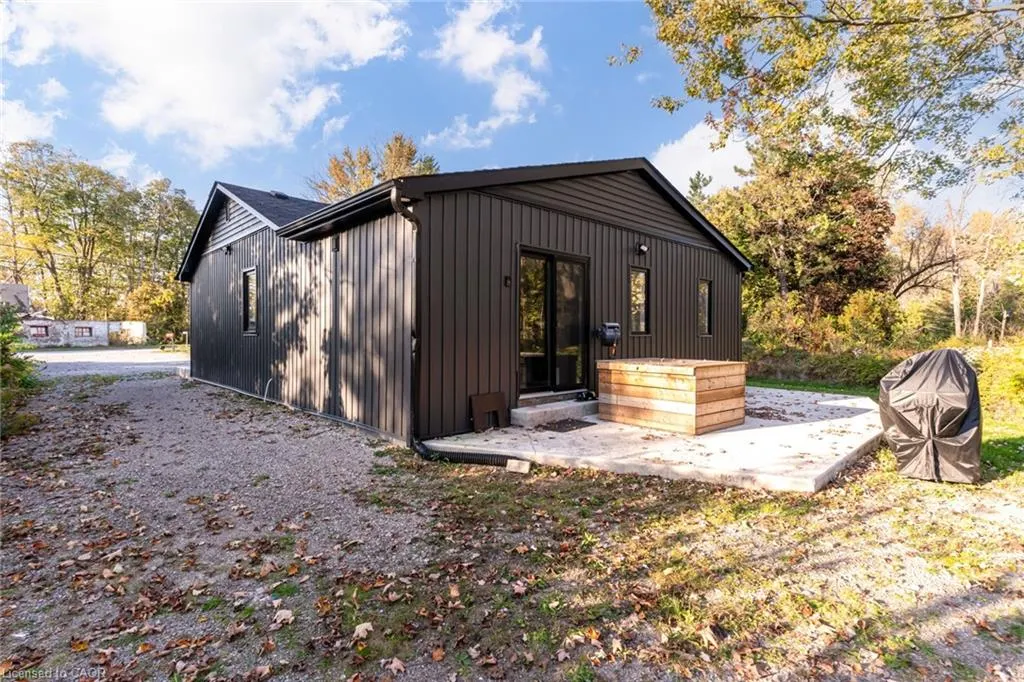 8 Mountsberg Road