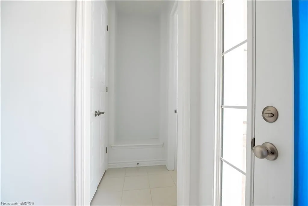185 Forestwalk Street
