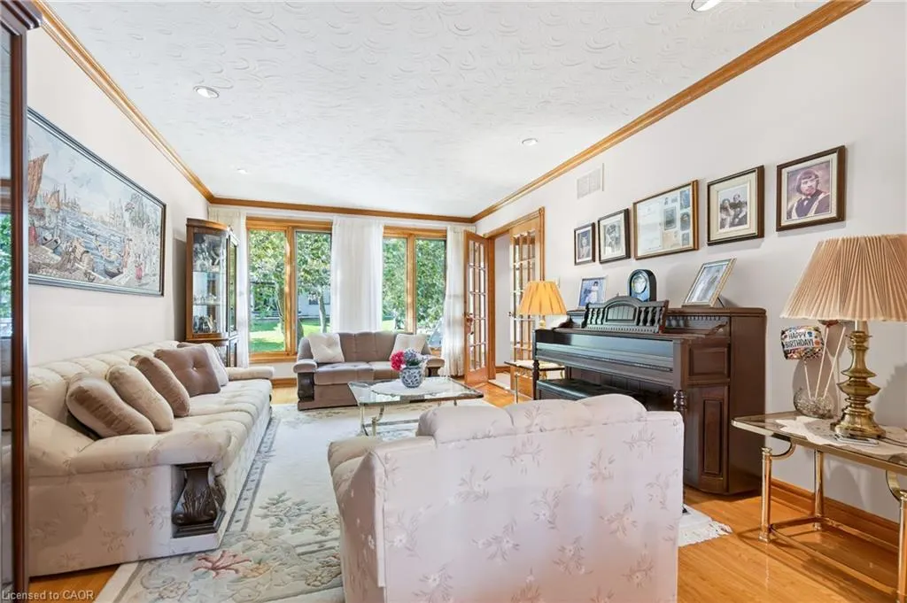 79 Maple Drive