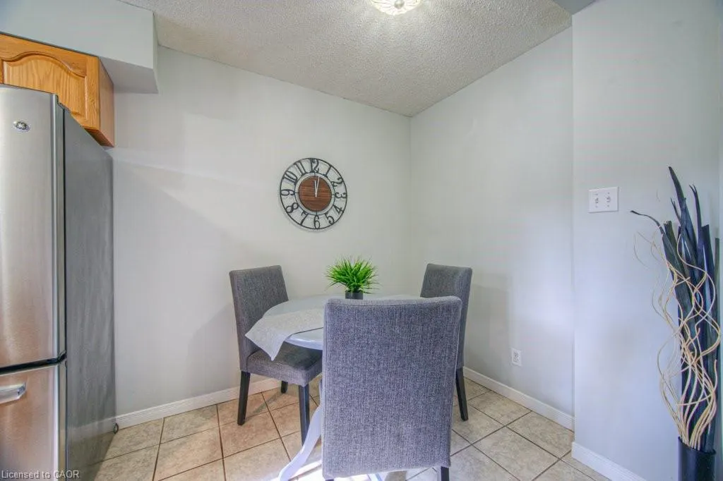 211 Veronica Drive, #10