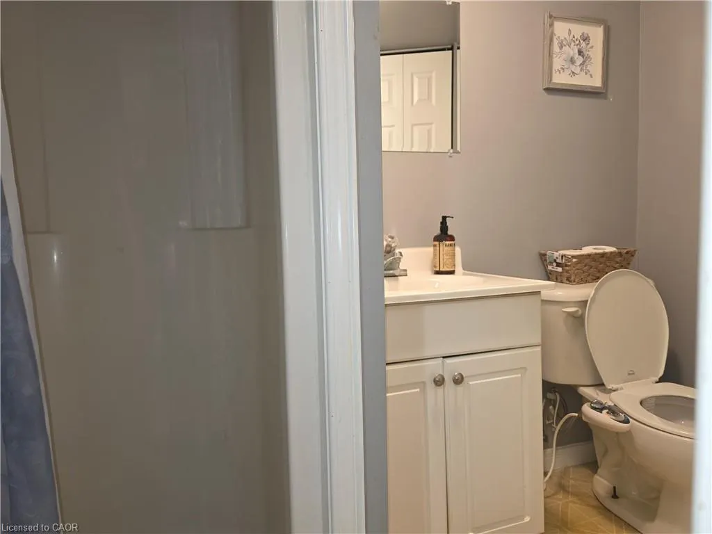 211 Veronica Drive, #10