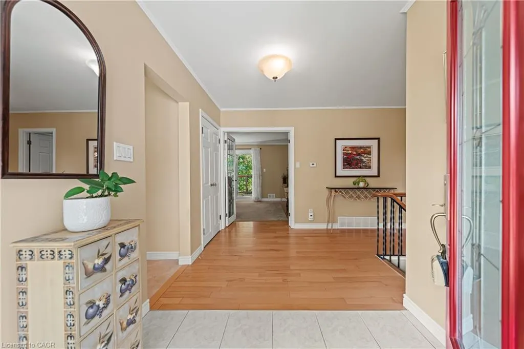 45 Highland Crescent