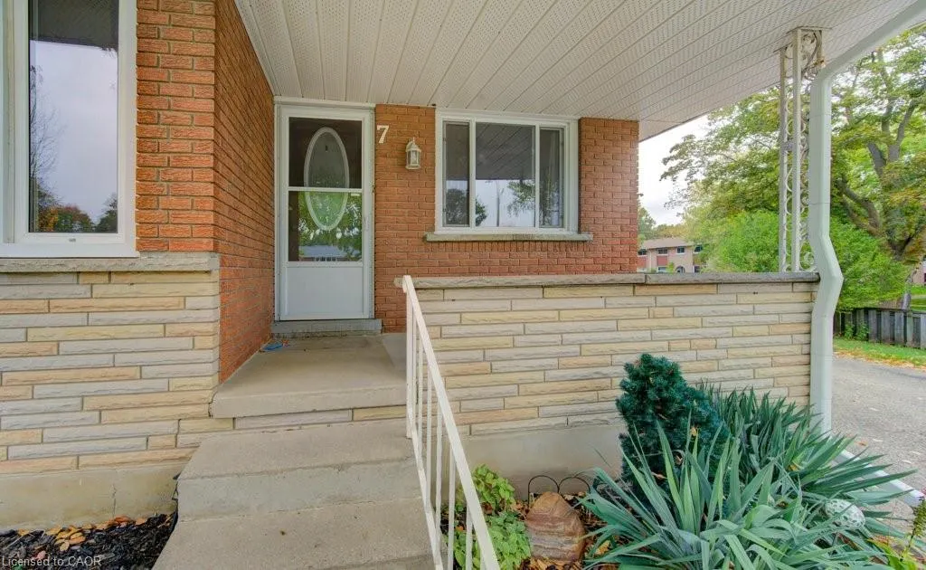 7 Hudson Crescent, #Upper