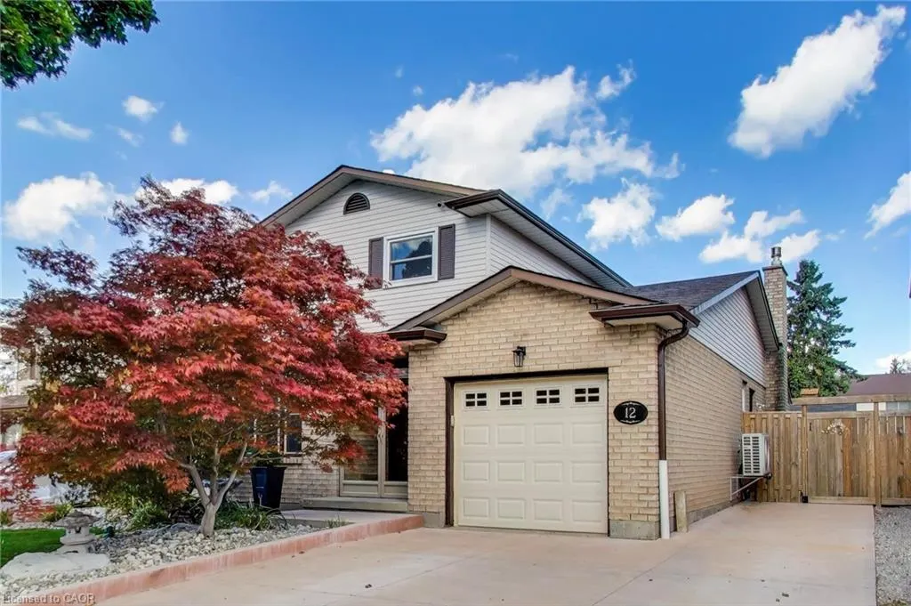 12 Kingsview Drive