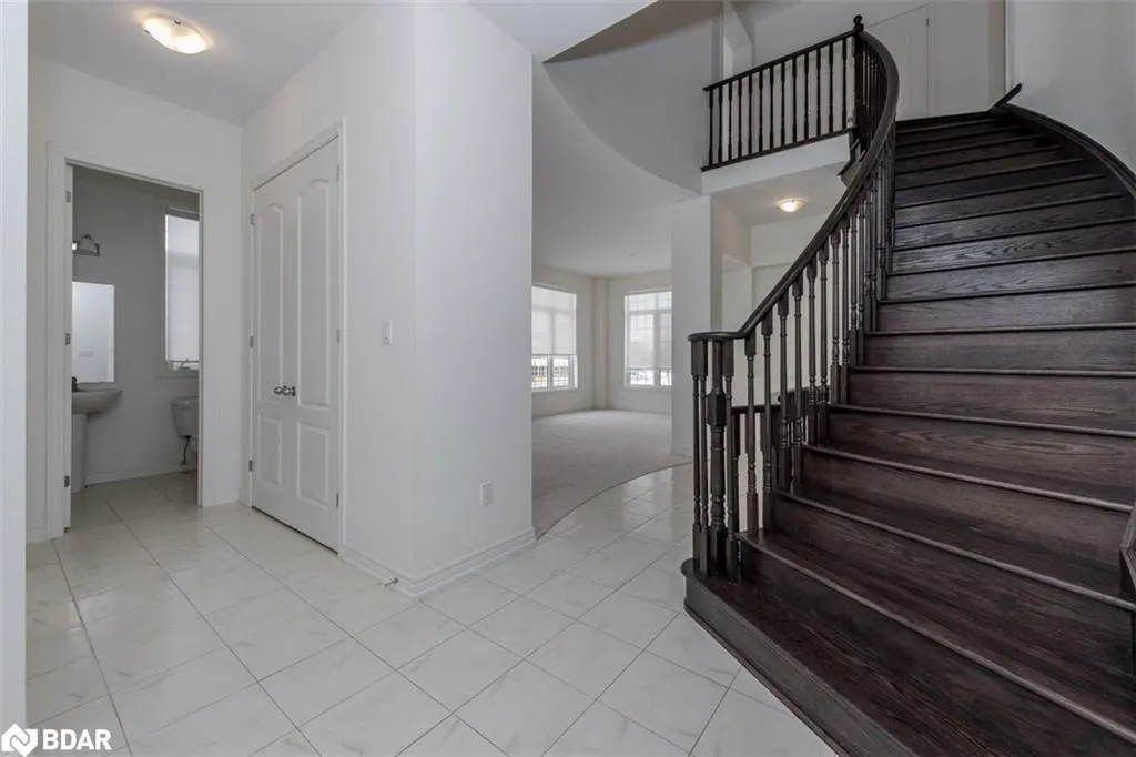23 Mcisaac Drive