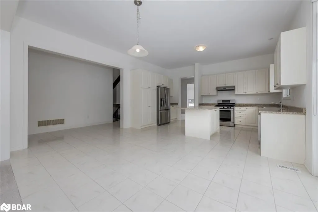 23 Mcisaac Drive