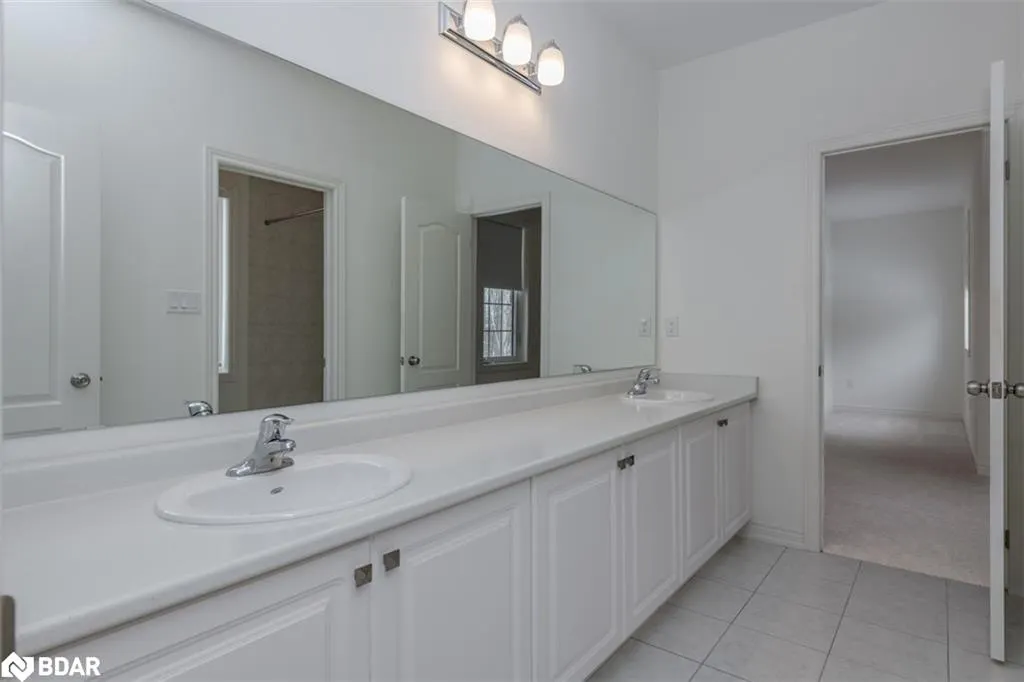 23 Mcisaac Drive