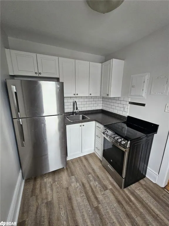 983 Main Street E, #3