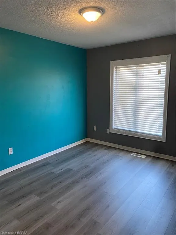 80 Redfinch Way, #UPPER