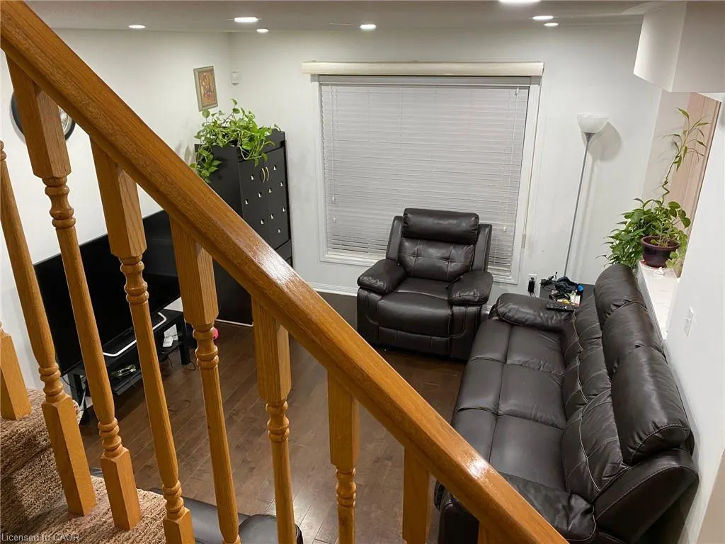 1025 Barclay Circle, #Upper