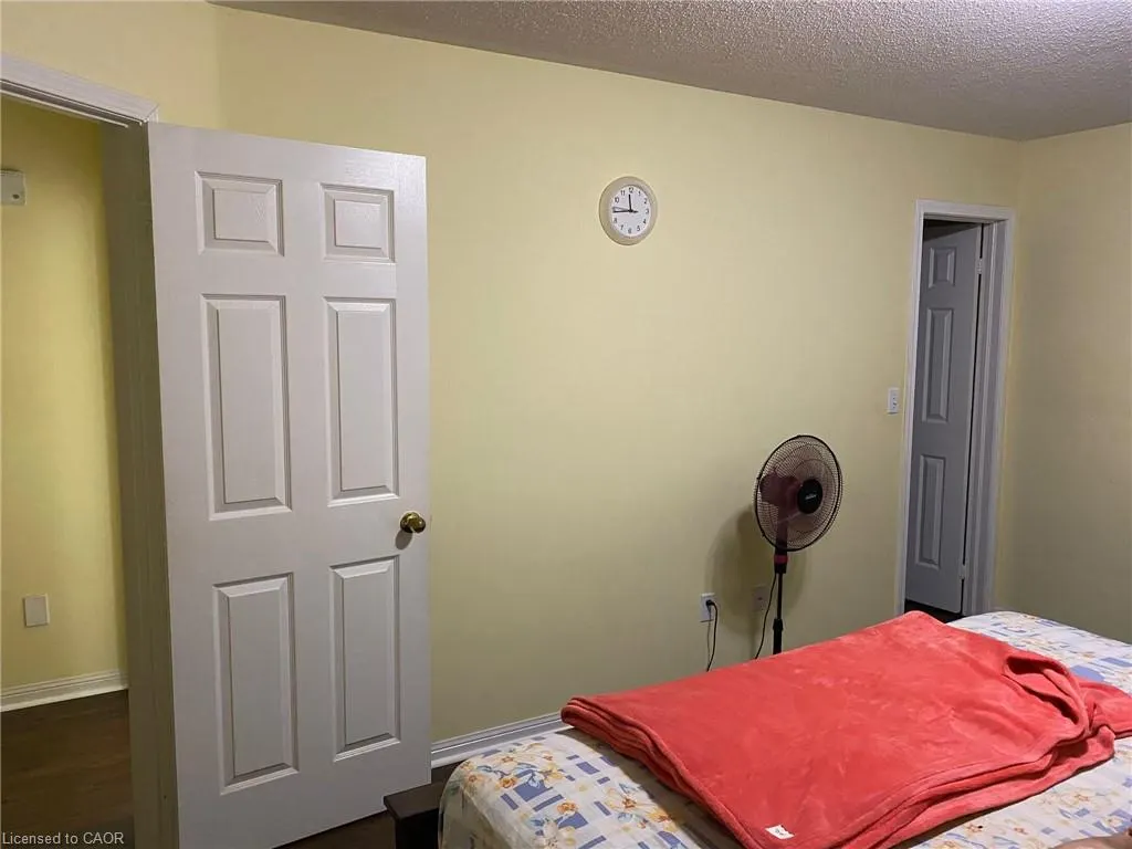 1025 Barclay Circle, #Upper