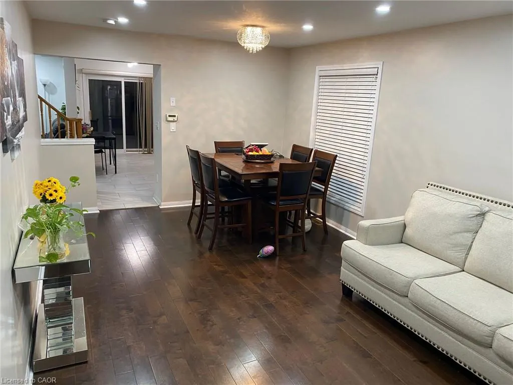 1025 Barclay Circle, #Upper