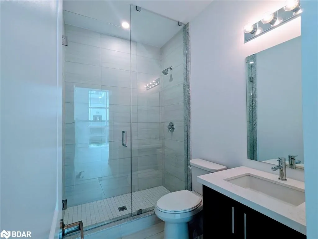 460 Dundas Street, #501