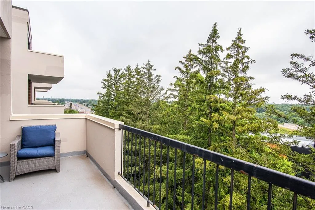 260 Sheldon Avenue N, #807