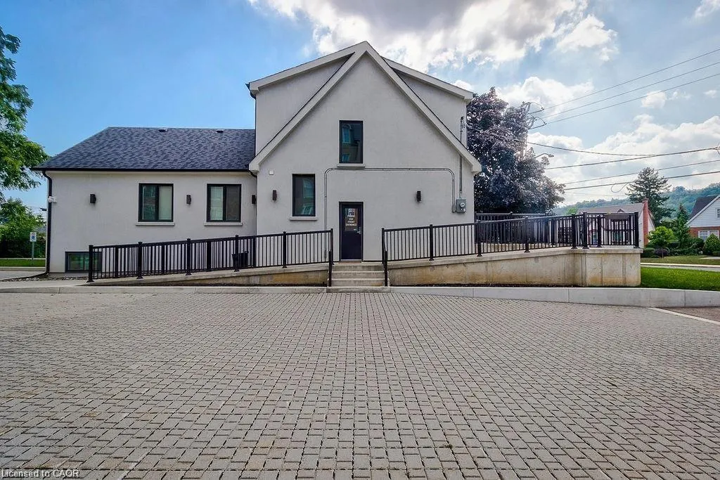 141 King Street E, #2nd Floor