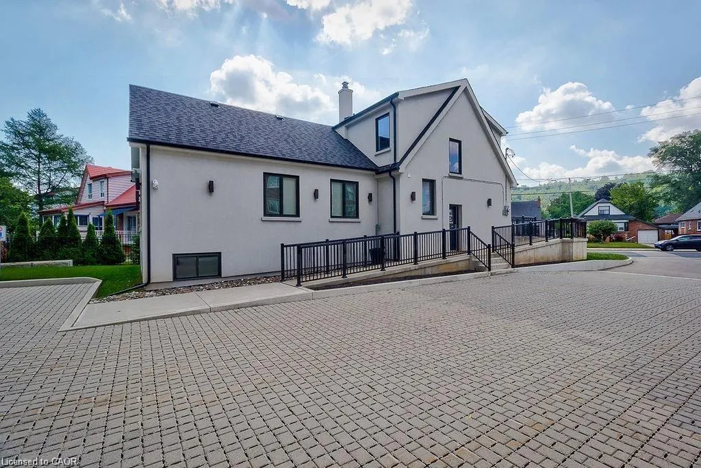 141 King Street E, #2nd Floor