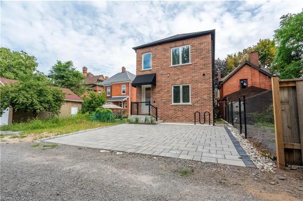 36 Grant Avenue, #1B