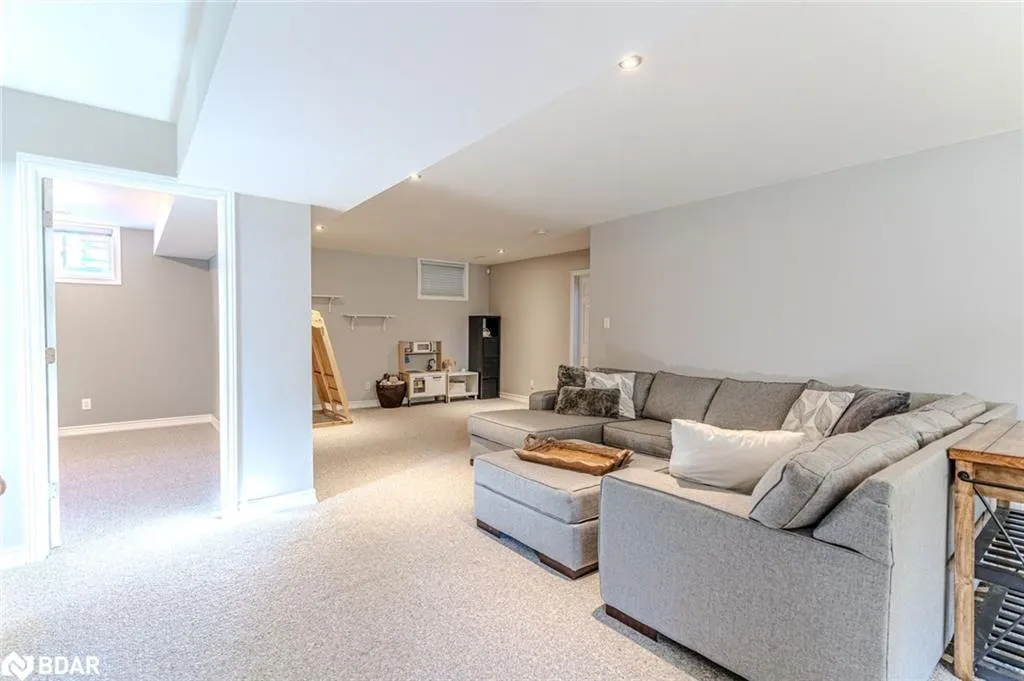 20 Rosemarie Drive