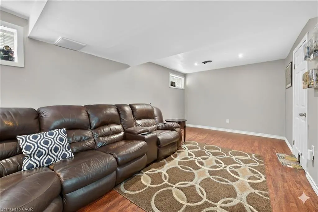 500 Stone Church Road W, #F8