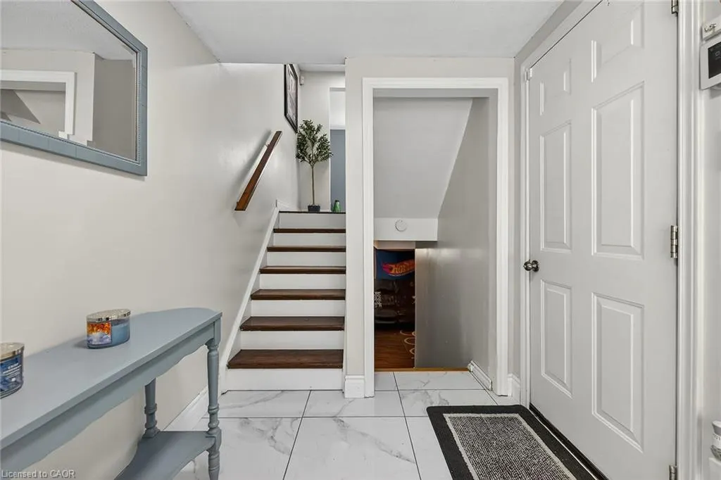500 Stone Church Road W, #F8