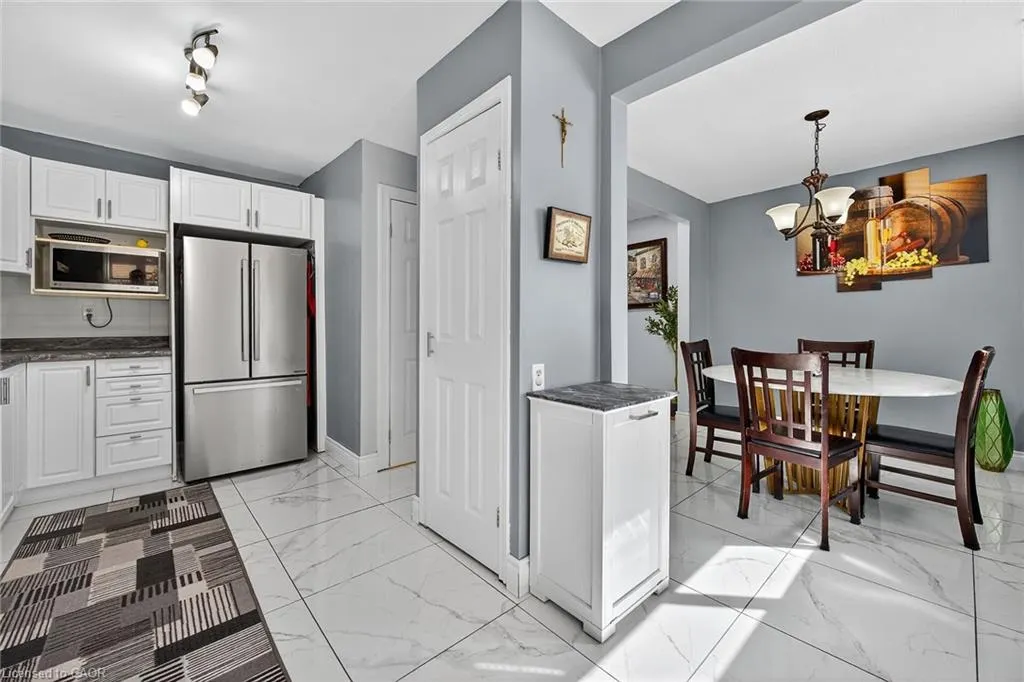 500 Stone Church Road W, #F8