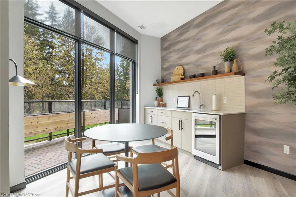 525 New Dundee Road, #808