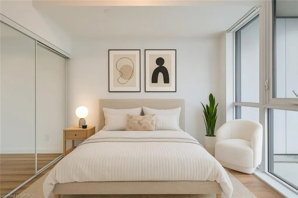 55 Eglinton Avenue W, #1610