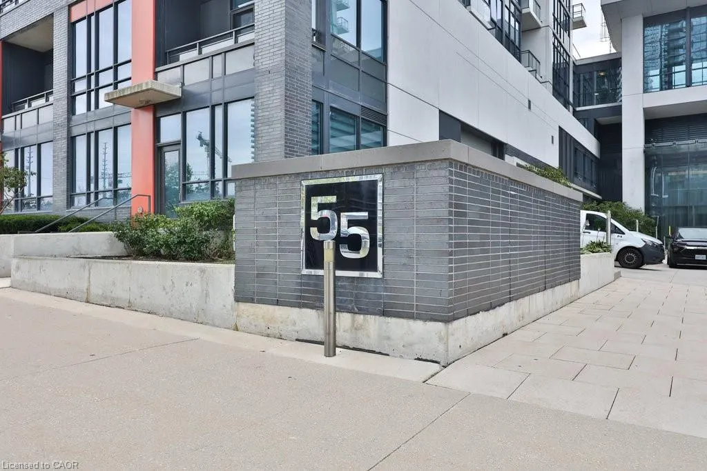 55 Eglinton Avenue W, #1610