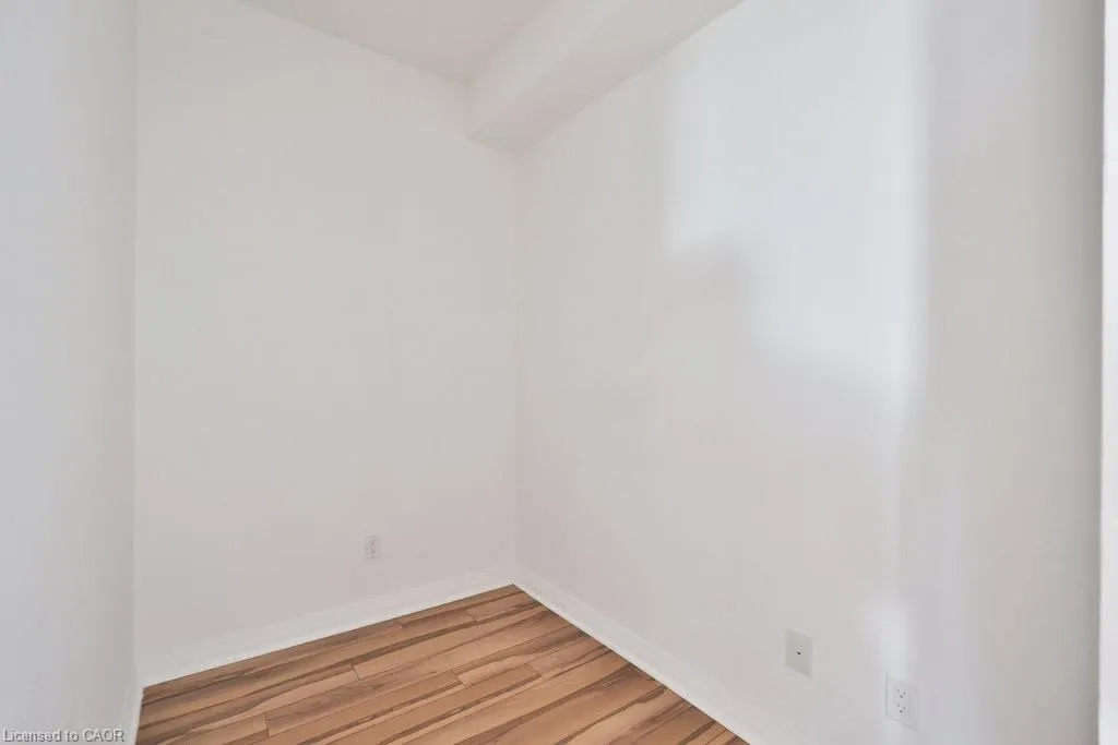 55 Eglinton Avenue W, #1610