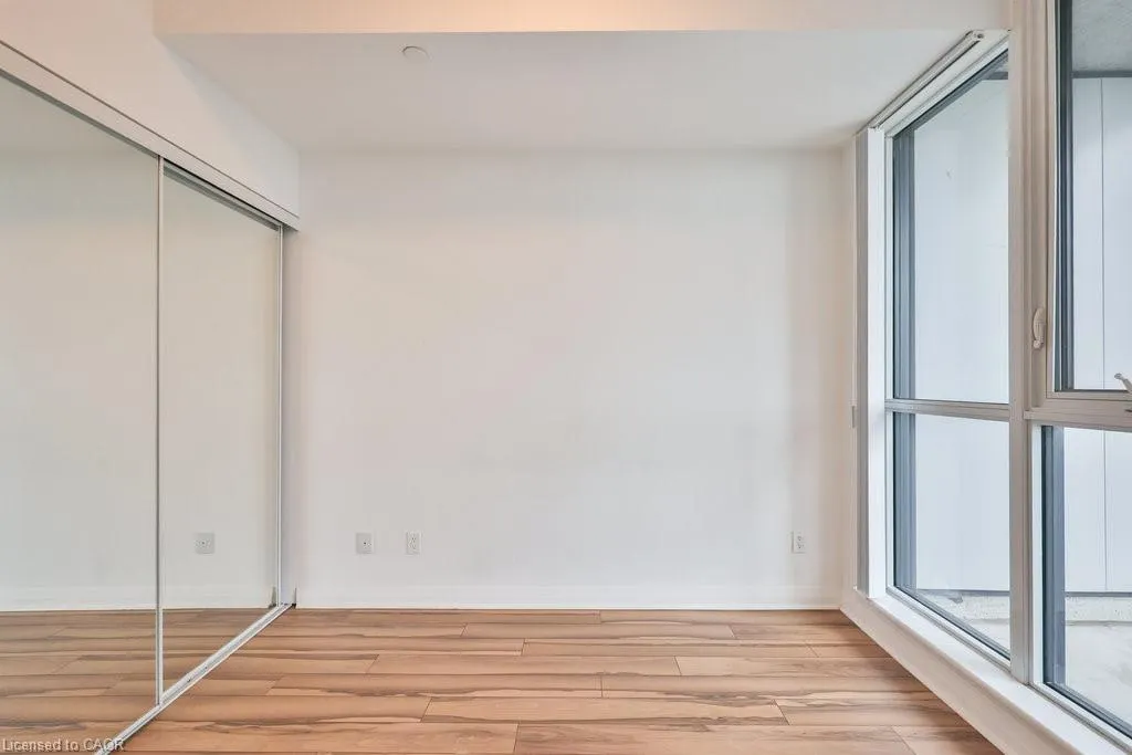 55 Eglinton Avenue W, #1610