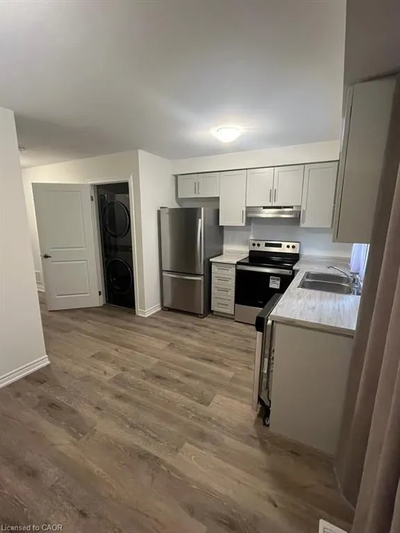 12 Radison Lane