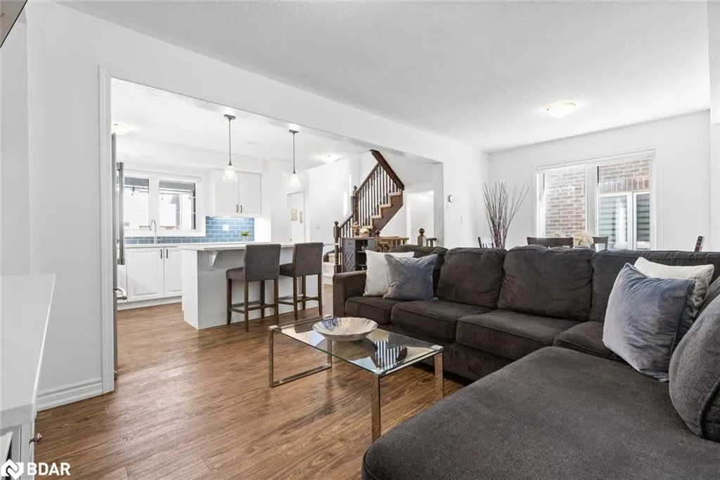 1266 Hop Place