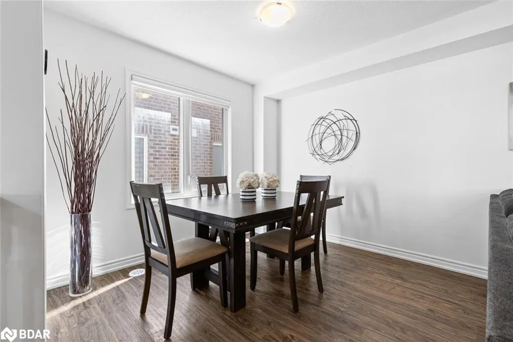 1266 Hop Place