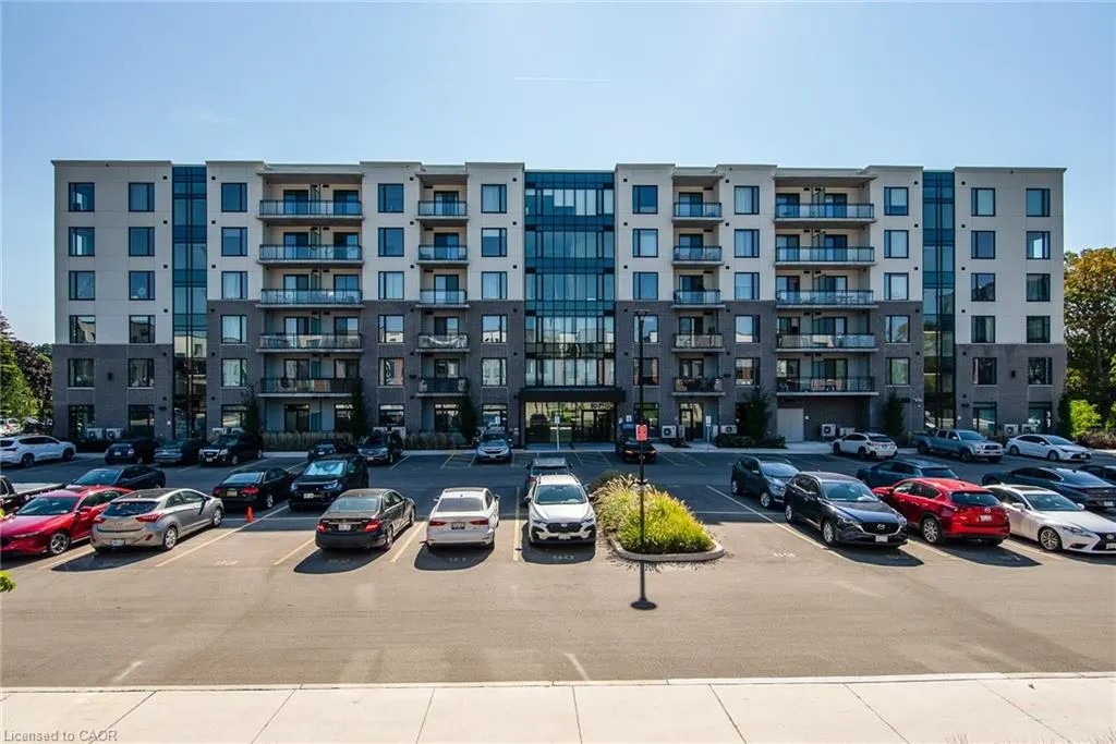 107 Roger Street, #414