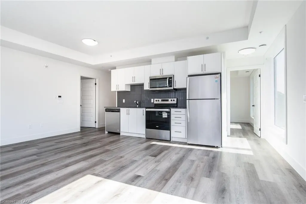 107 Roger Street, #414