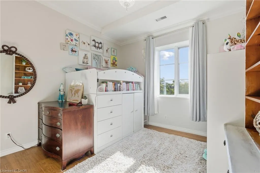 262 Dundas Street E, #311