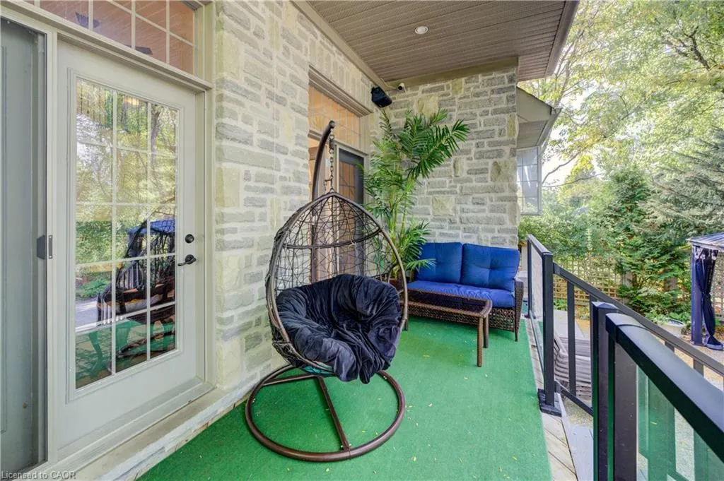 431 Deer Ridge Drive