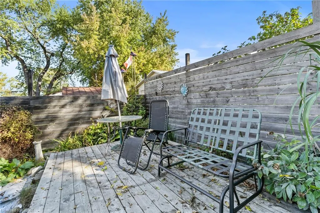 147 Summerhill Avenue