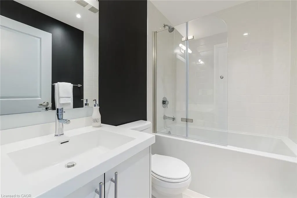 55 Speers Road, #1603