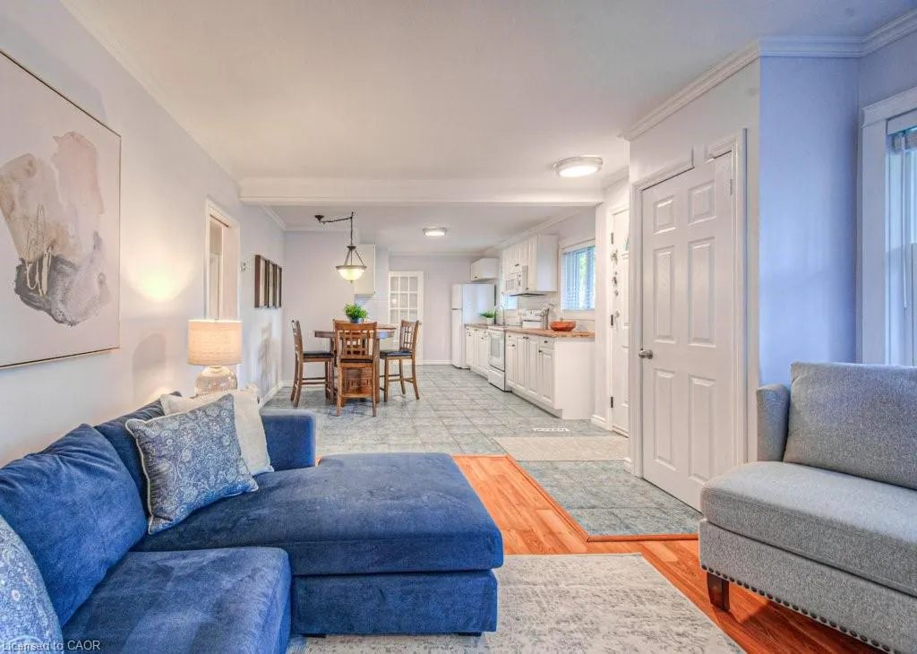 18 Hilltop Drive