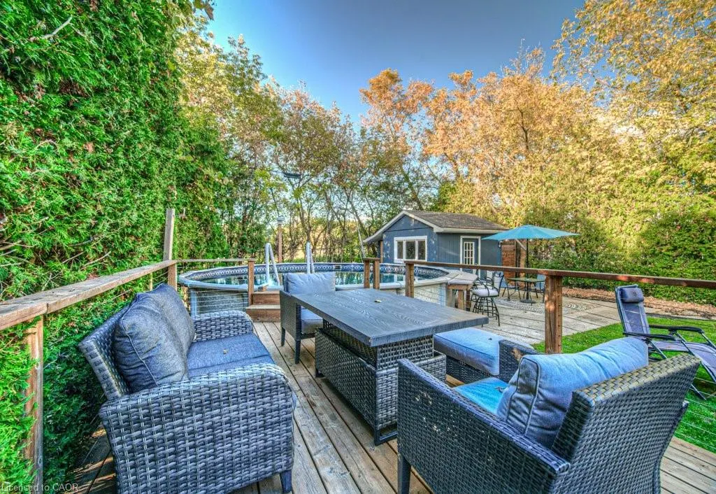 18 Hilltop Drive