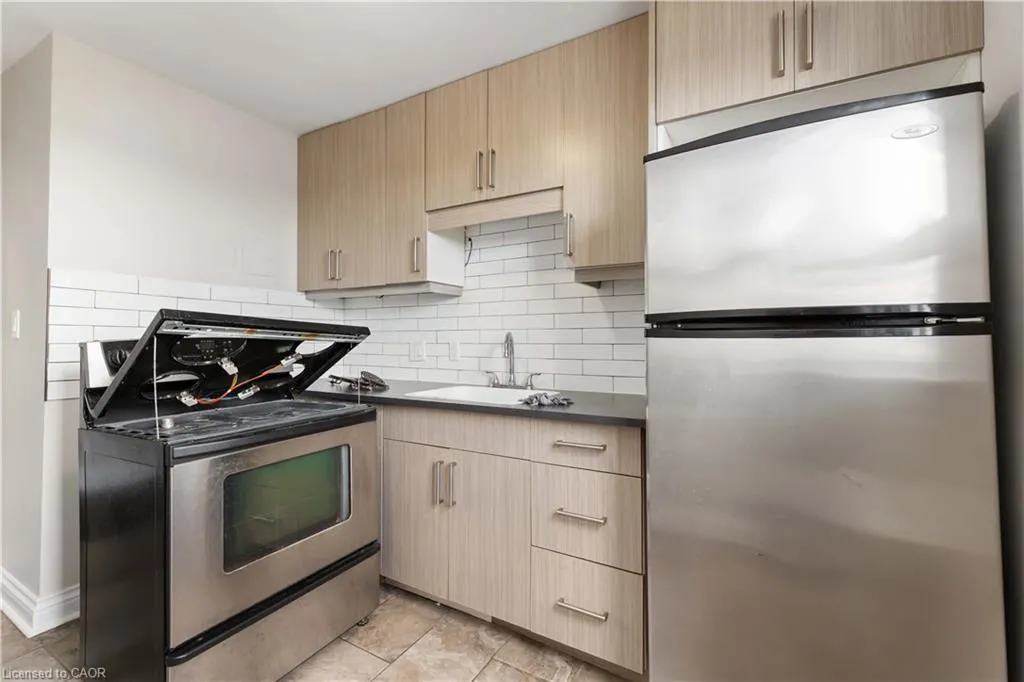 2189 King Street E, #12