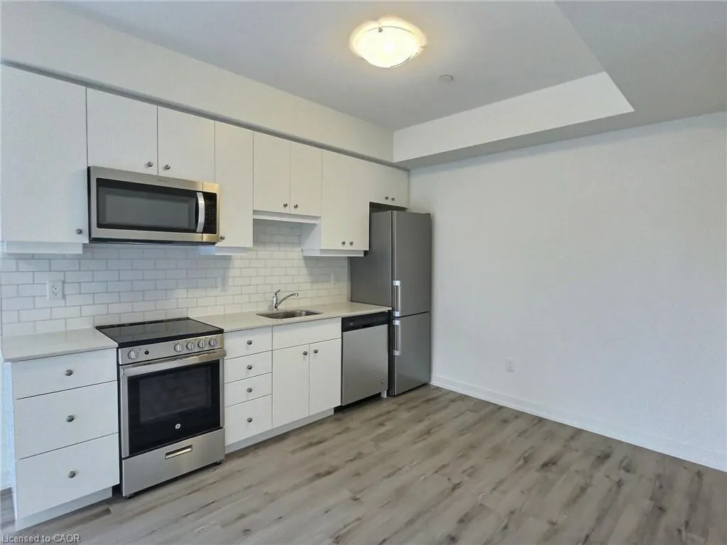 243 Northfield Drive, #402