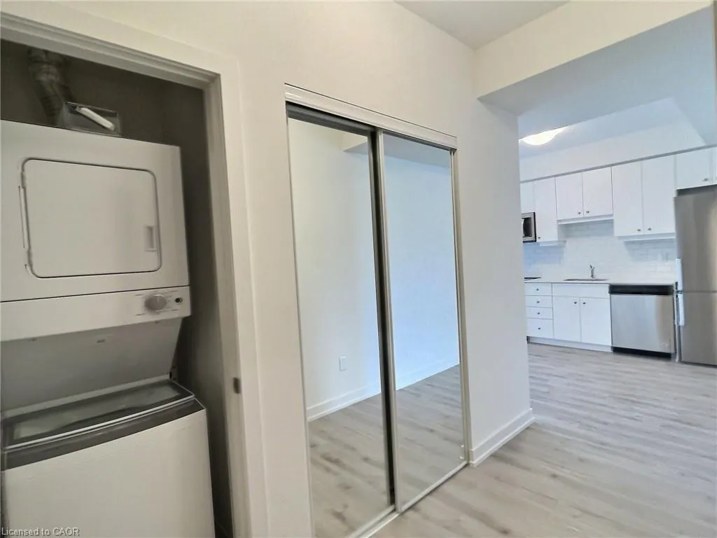 243 Northfield Drive, #402