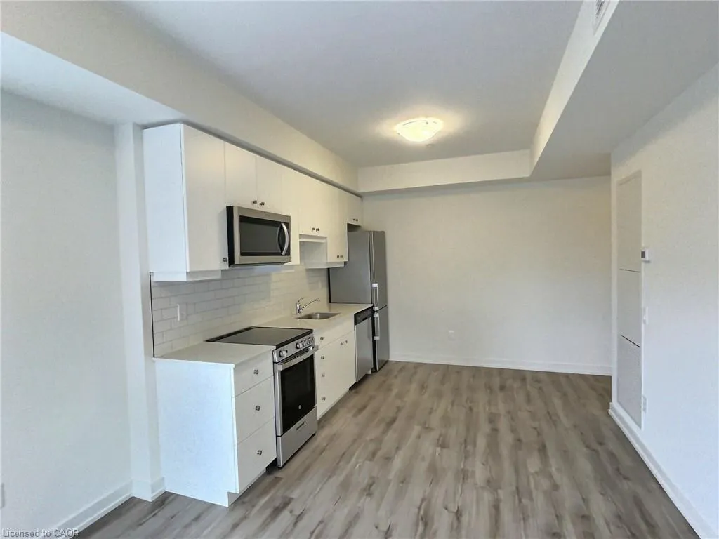 243 Northfield Drive, #402