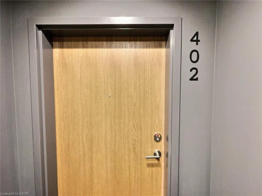243 Northfield Drive, #402