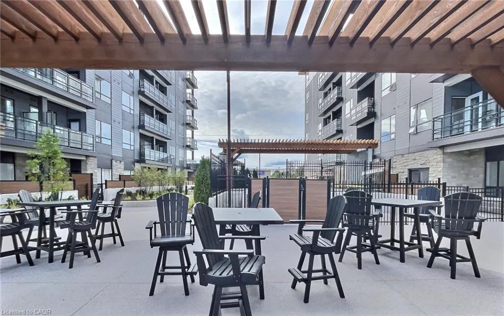 243 Northfield Drive, #402