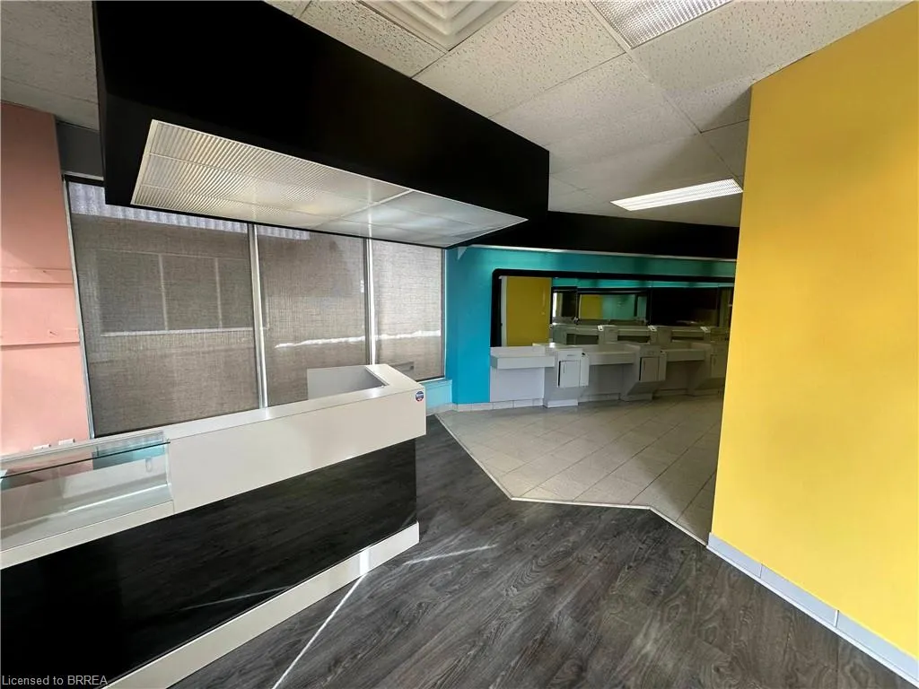86 Mall Road, #B1