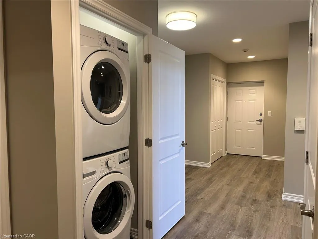 992 Windham Centre Road, #7