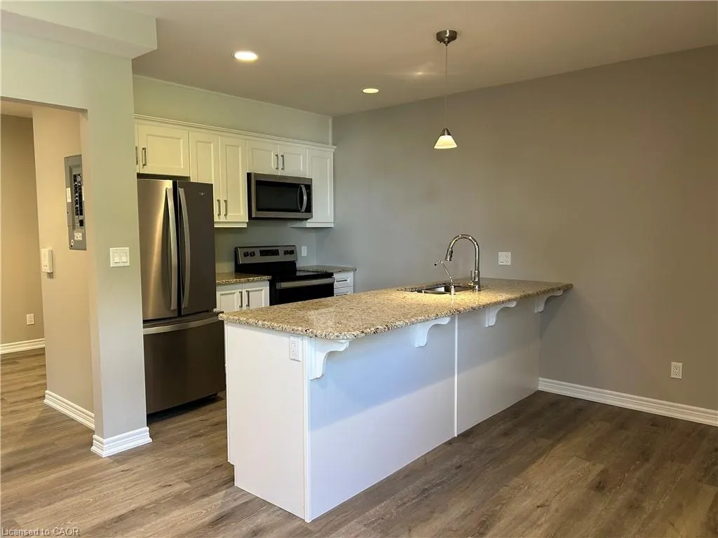 992 Windham Centre Road, #7